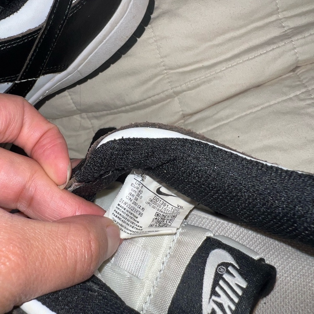 Nike dunks - Picture 2 of 2